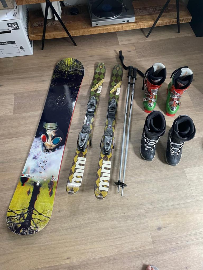 Skies, skieschoenen, snowboard snowboardschoenen, Overige merken, 160 tot 180 cm, Gebruikt, Ophalen of Verzenden