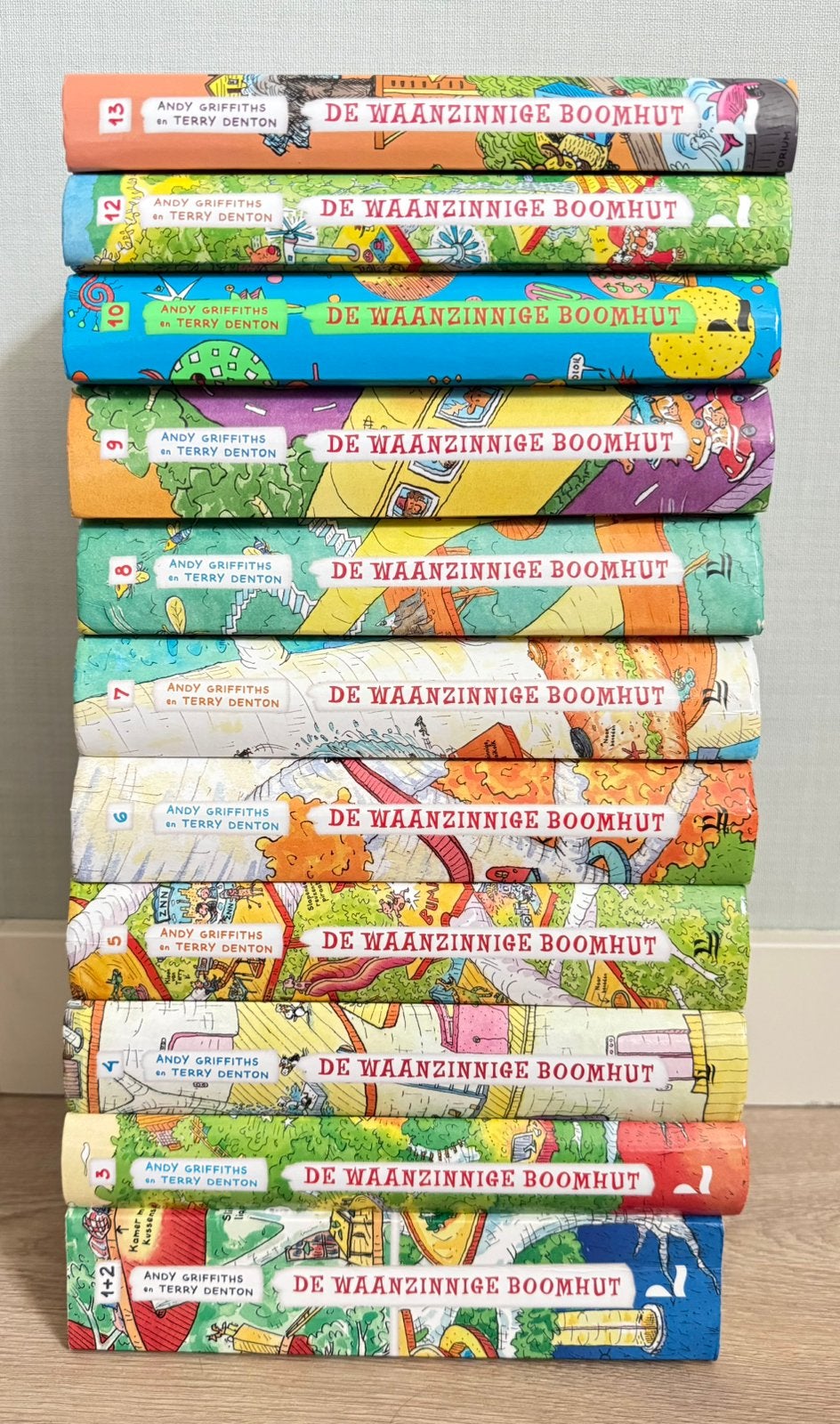 De Waanzinnige Boomhut. Deel 1 t/m 10, 12 en 13, Ophalen of Verzenden, Zo goed als nieuw