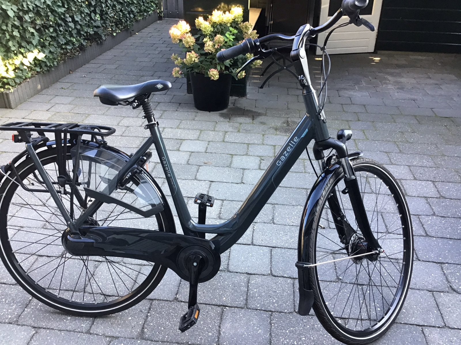 Gazelle Stadsfiets Dames - Zo goed als nieuw, (Extra) lage instap, Velgrem, Ophalen of Verzenden, Zo goed als nieuw