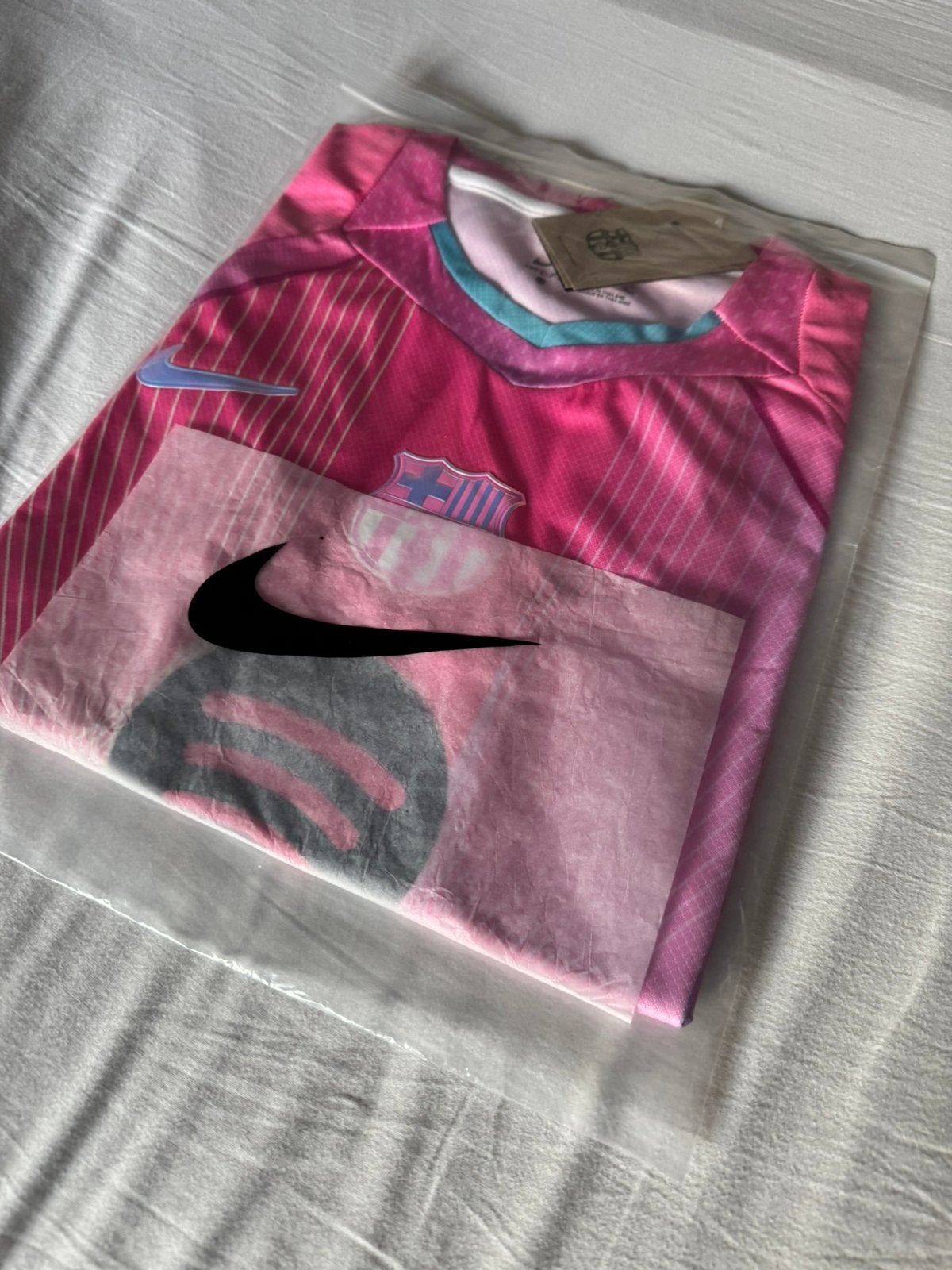 Barcelona tenue, Nieuw, Ophalen of Verzenden, Roze, Voetbal