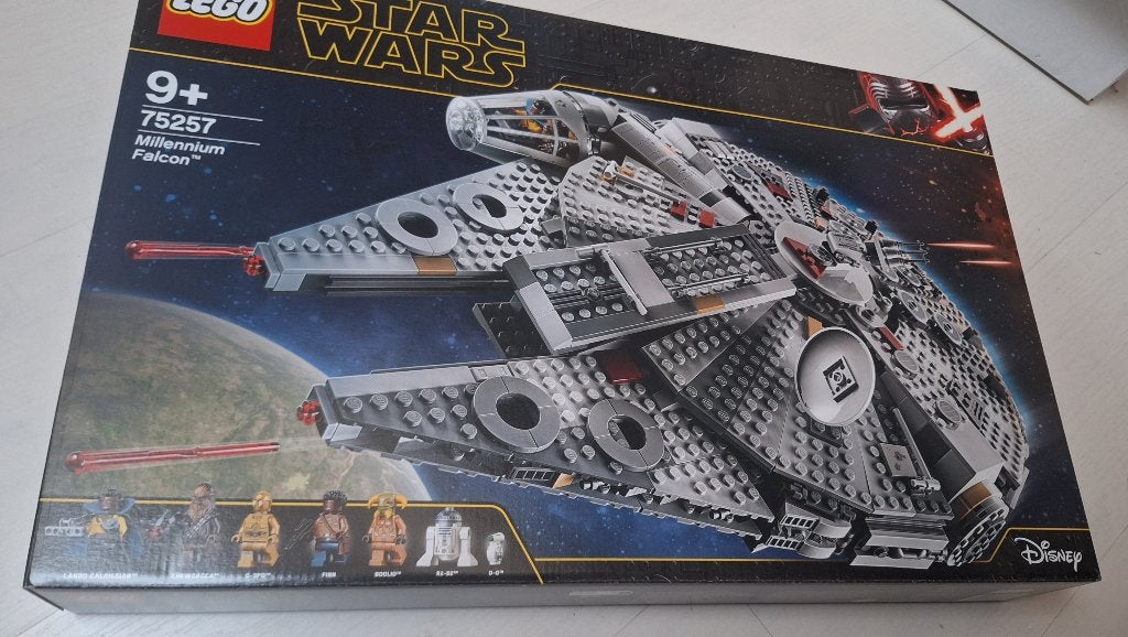 LEGO 75257 Star Wars: Millennium Falcon, Kinderen en Baby's, Speelgoed | Duplo en Lego, Star Wars, Lego, Nieuw, Ophalen of Verzenden