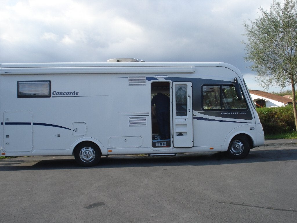 Concorde credo emotion, Caravans en Kamperen, Buscamper of Camperbus, Volkswagen, Particulier, Tot en met 4