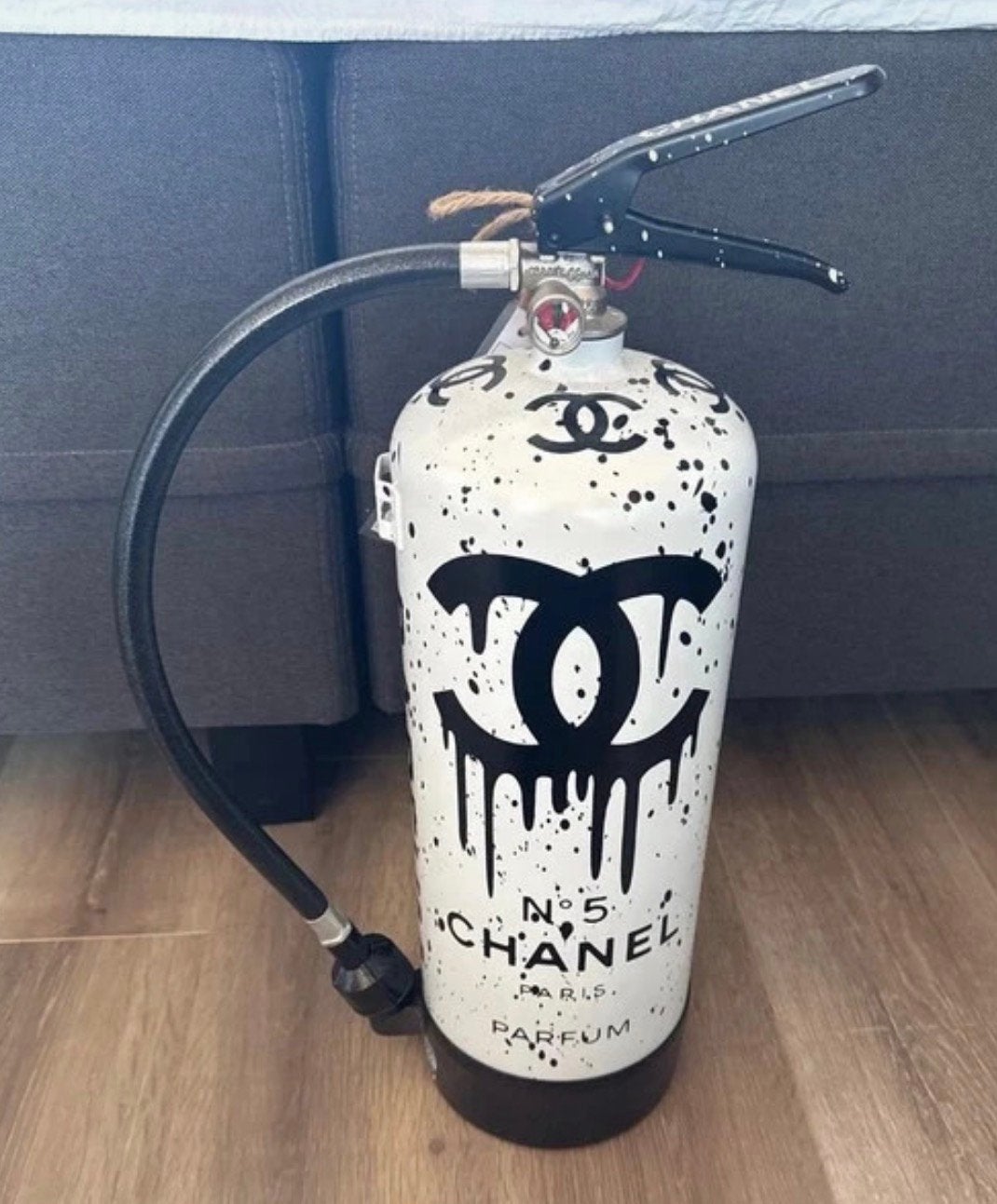 Chanel decoratie, Ophalen of Verzenden, Zo goed als nieuw