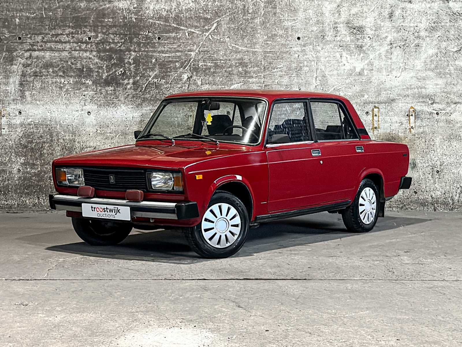 Lada 2105 69pk 1989, Auto's, Gebruikt, Bedrijf, Handgeschakeld, Sedan