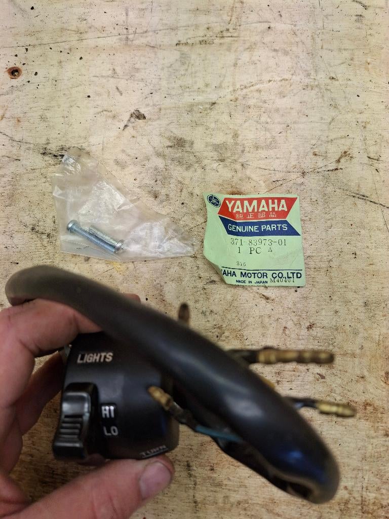 NOS / OEM stuurschakelaar L Yamaha xs650/ TX500/ xs500/tx500, Motoren, Ophalen, ., Nieuw, .