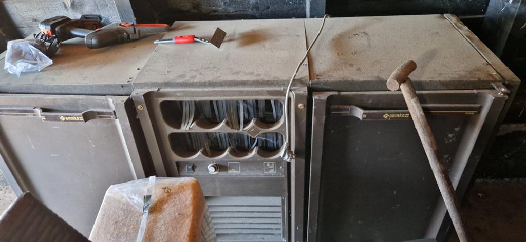 Koelbuffet met flessennest., Minder dan 75 liter, Ophalen, Zonder vriesvak