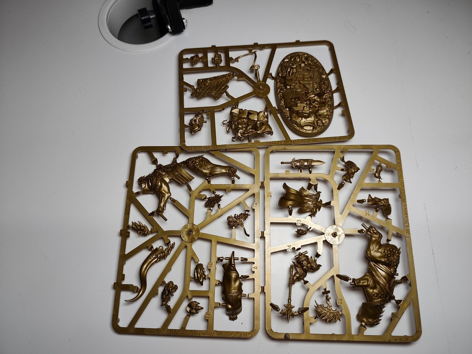 Warhammer Age of Sigmar Astreia Solbright, Ophalen of Verzenden, Zo goed als nieuw, Warhammer, Figuurtje(s)