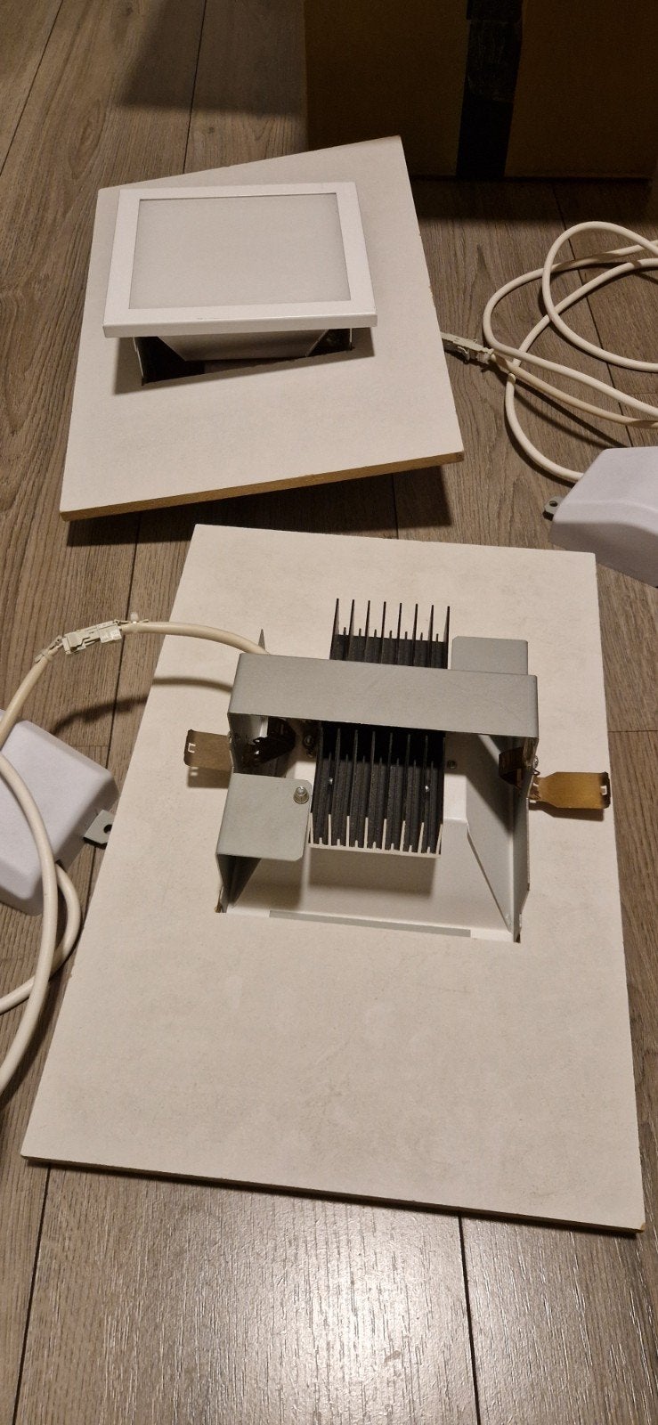 2x RIDI LED plafondlamp 3x travo, Witgoed en Apparatuur, Ophalen of Verzenden, Gebruikt