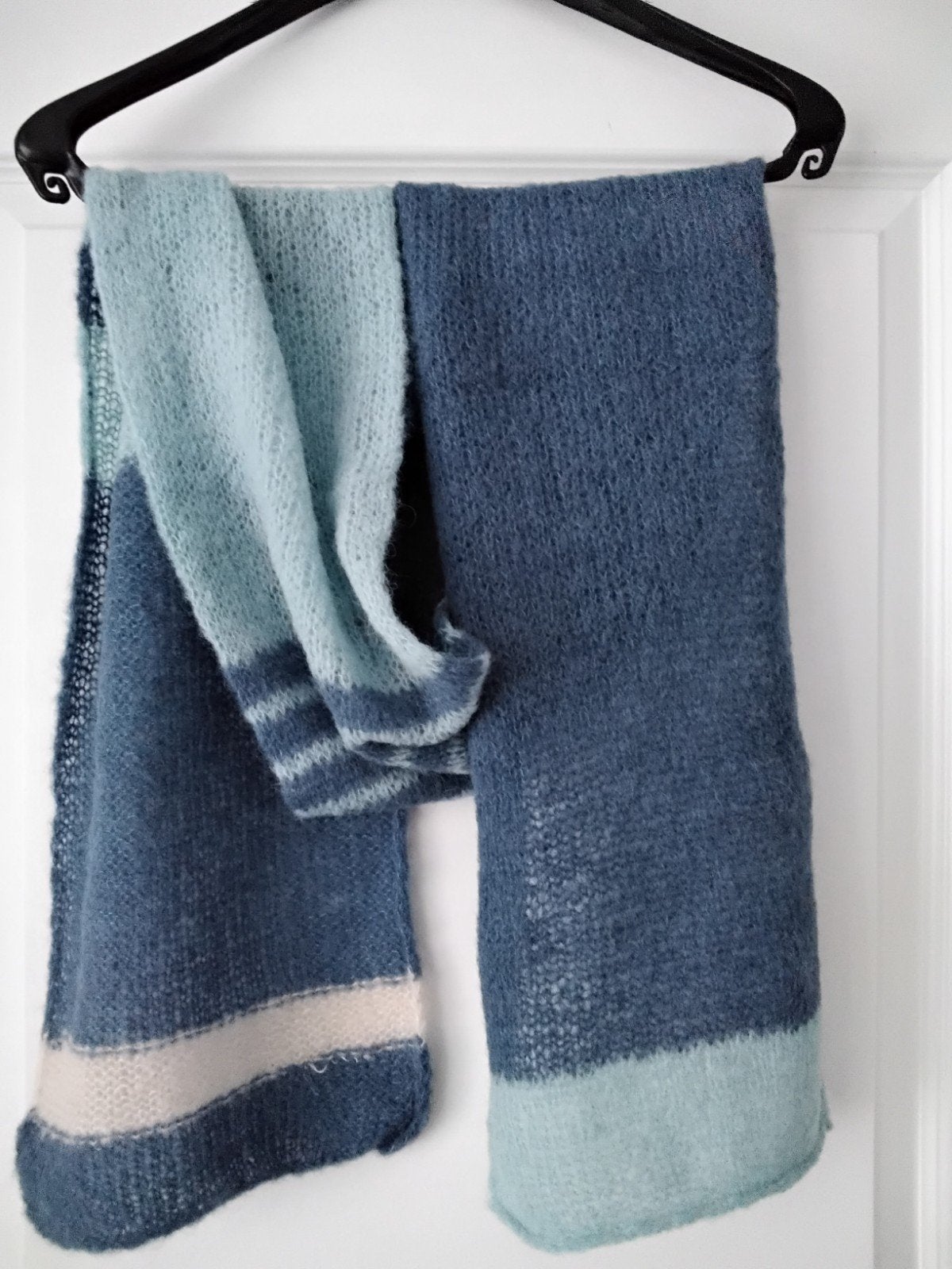 Nieuwe handgebreide zijde/alpaca sjaal, Made by me, Ophalen of Verzenden, Nieuw, Sjaal