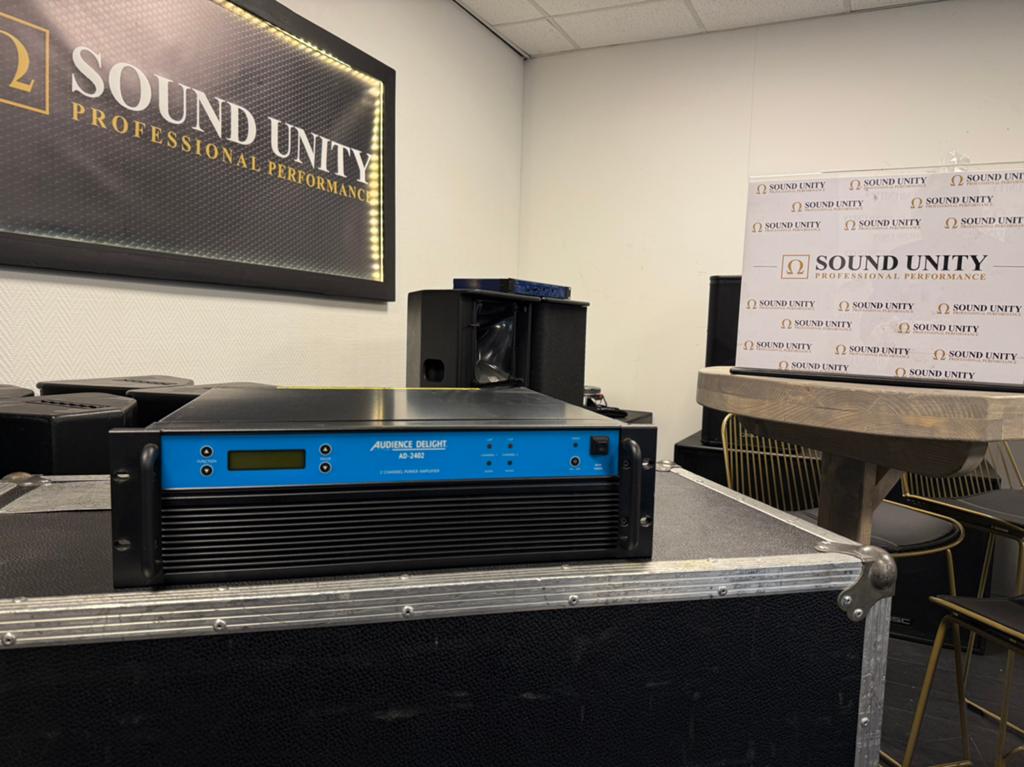 Audience & Delight AD2402 2x1200W/4ohm (AD SYSTEMS), Ophalen, 120 watt of meer, Overige merken