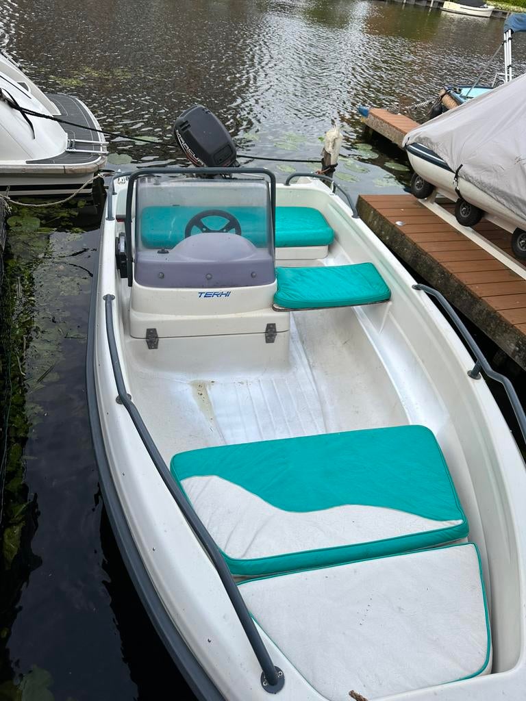 Terhi 4100 Consoleboot met Buitenboordmotor 9.9mercury 4takt, Ophalen, Zo goed als nieuw, Polyester, Buitenboordmotor