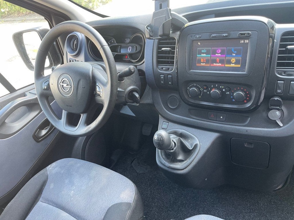 Opel VIVARO 1.6 CDTI L1H1 DC Edition EcoFlex 3P AIRCO NAVI P, 4 cilinders, Zwart, 1658 kg, Bedrijf
