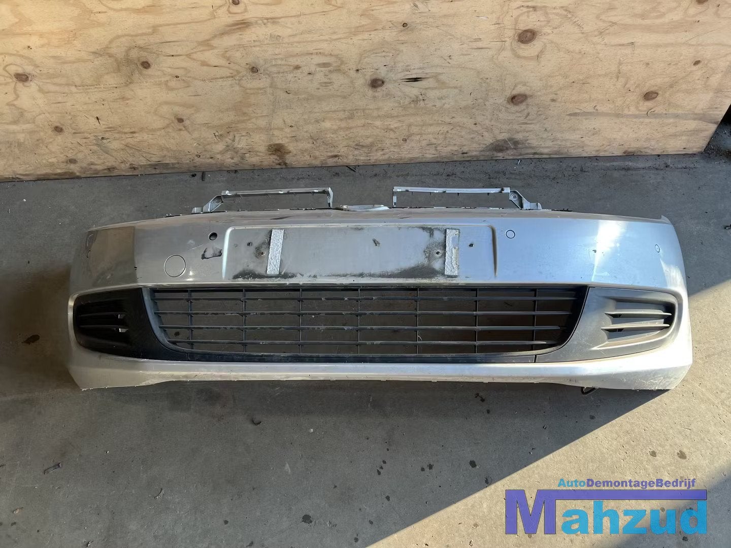 VW GOLF 6 LA7W Zilver voorbumper 2009-2013, Gebruikt, Volkswagen AG, Bumper, Berliner Ring 2
38440  Wolfsburg, DE