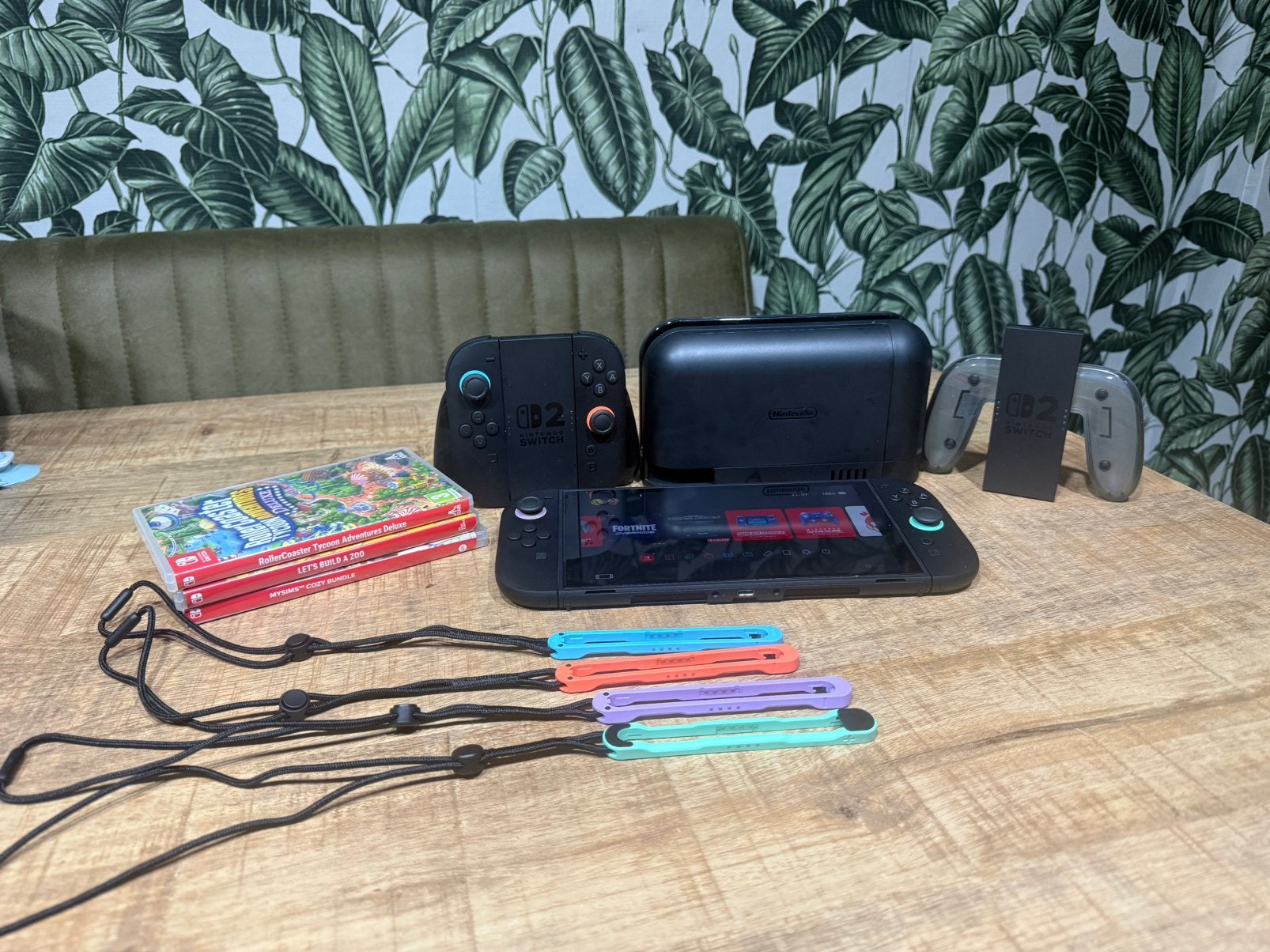 Nintendo Switch 2 met extra’s, Spelcomputers en Games, Switch 2019 Upgrade, Met games, Met 2 controllers, Ophalen of Verzenden