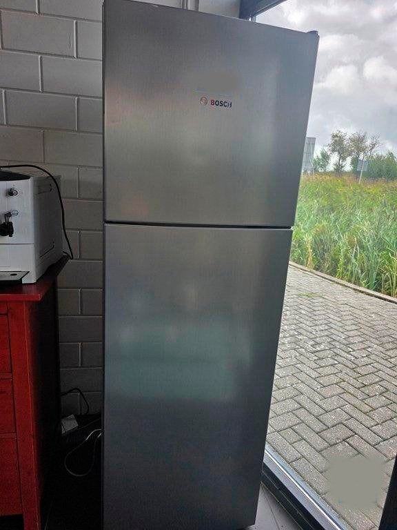Foto 2 van Bosch KDV33VL30 Koel-vriescombinatie - Zeer weinig gebruikt