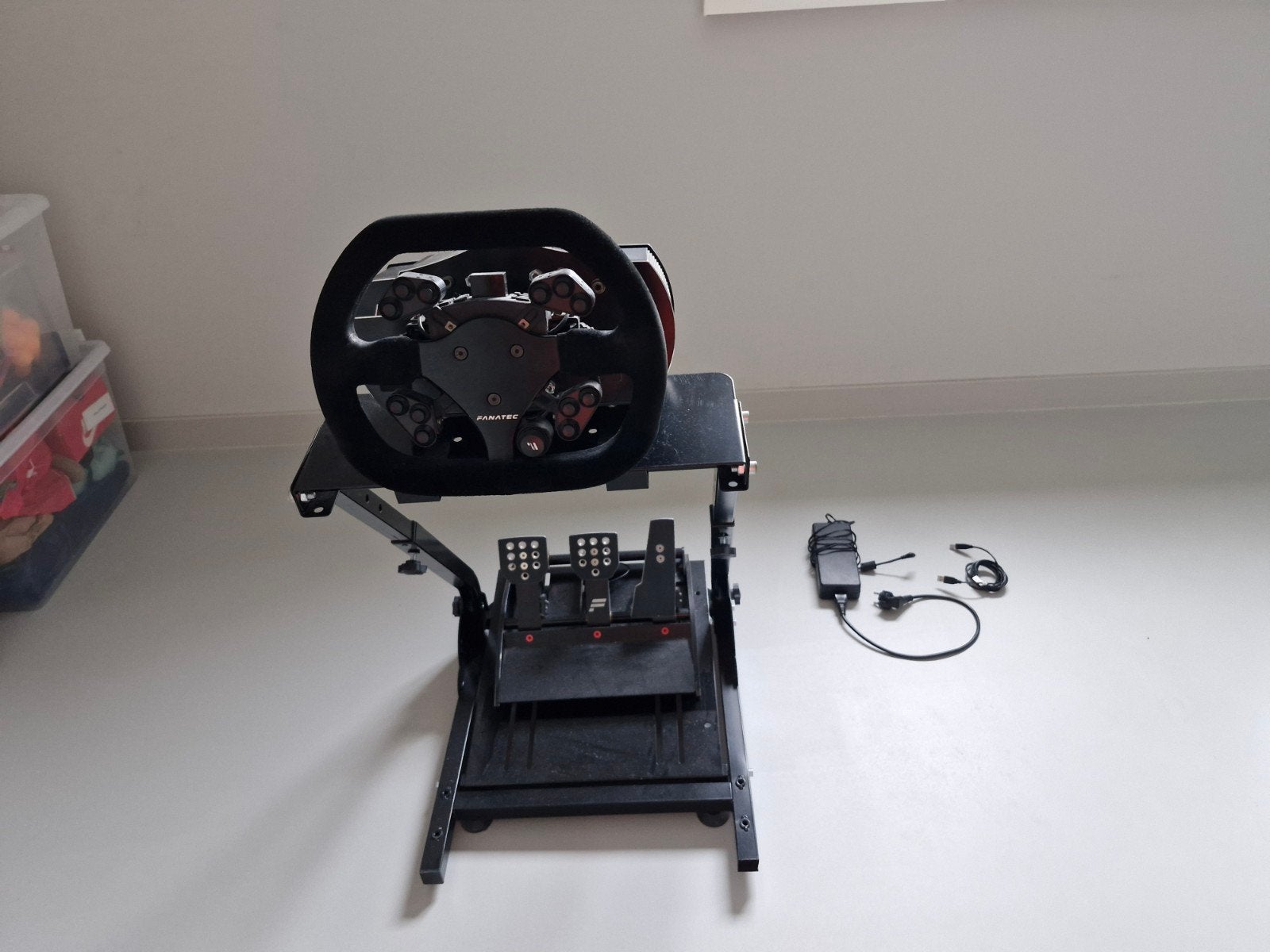 Fanatec CSL Elite Racing Wheel + Pedalen + Wheel Stand, Ophalen, Gebruikt