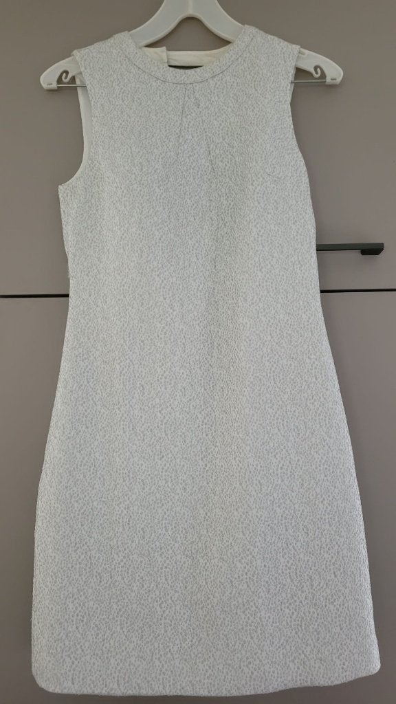 Getailleerd jurkje met zilverdraad/glinsterend patroon H&M, Kleding | Dames, H&M, Cocktailjurk, Ophalen of Verzenden, Maat 36 (S)