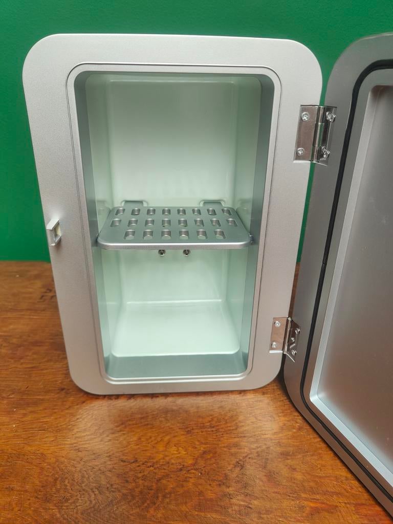 Ardes Mini Koelkast - Compact en Draagbaar, Witgoed en Apparatuur, Koelkasten en IJskasten, Zo goed als nieuw, Zonder vriesvak
