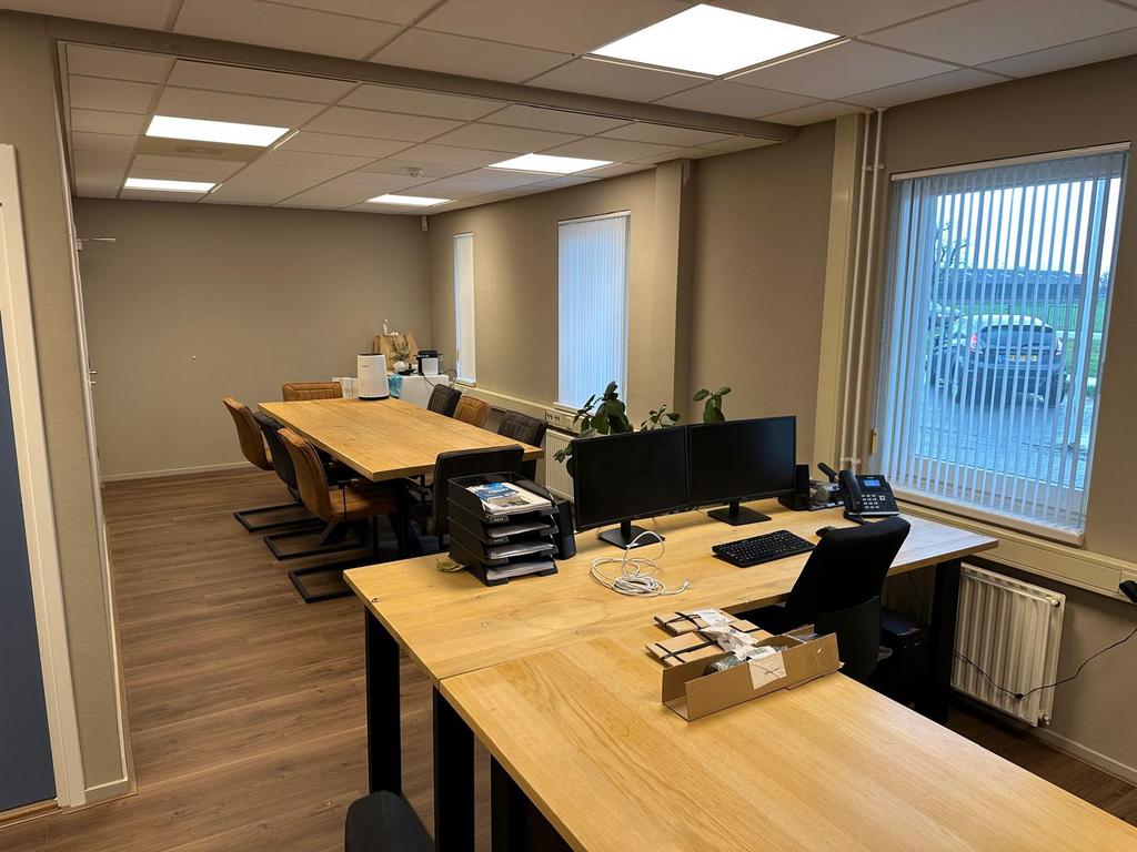 Complete kantoor inrichting, Ophalen, Zo goed als nieuw, Hoekbureau