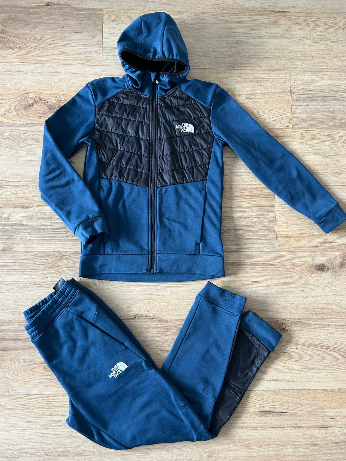 Als nieuw The North Face pak trainingspak fleece XL 164 170, Ophalen of Verzenden, Zo goed als nieuw, Jongen, Setje