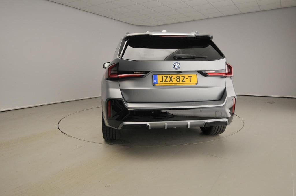 BMW X1 xDrive25e M-Sportpakket / Trekhaak / Panoramadak / He, Stof, Gebruikt, 105 min, Bedrijf