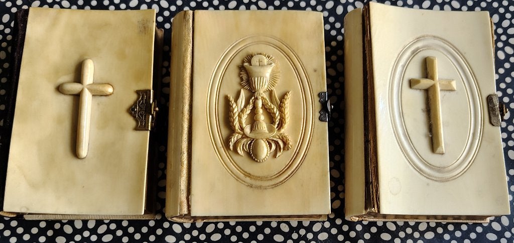 3 x Antiek Frans missaal / gebeden boek, Antiek en Kunst, Ophalen