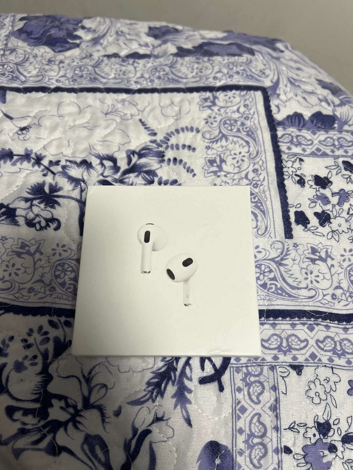 Apple AirPods 3e generatie met MagSafe Oplaadcase, Audio, Tv en Foto, Koptelefoons, Overige merken, Nieuw, Draadloos, Op oor (supra aural)
