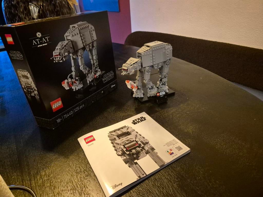 Lego 75440 at-at, Ophalen of Verzenden, Gebruikt, Actiefiguurtje
