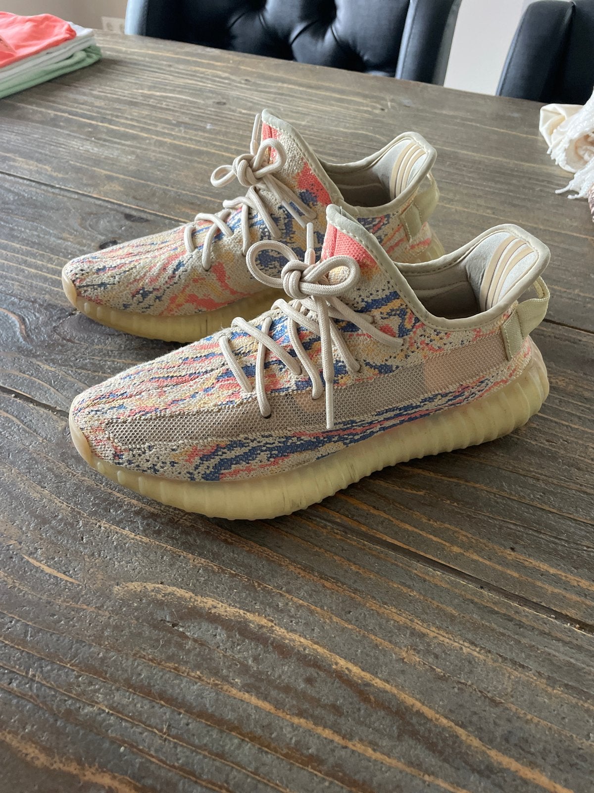 Adidas Yeezy Boost 350 V2 'MX Oat' Sneakers, Kleding | Dames, Schoenen, Zo goed als nieuw, Sneakers of Gympen, Overige kleuren