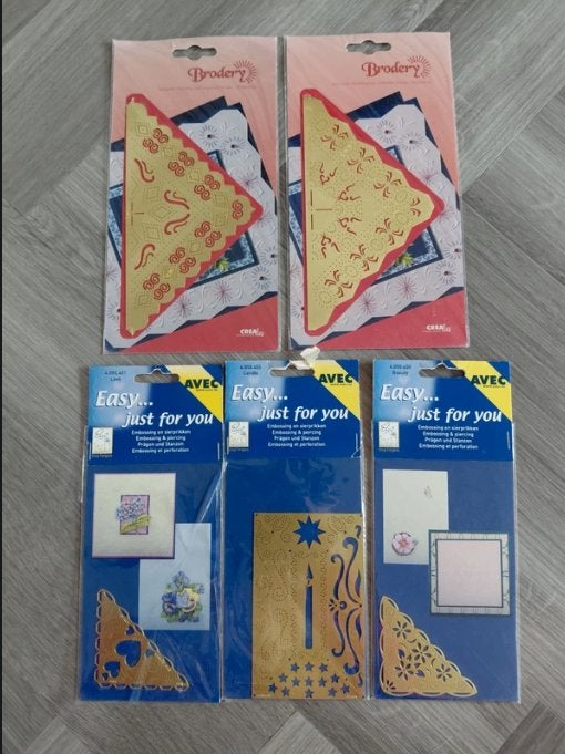 Metalen snij / embos sierprik borduurmallen 5x (NIEUW), Hobby en Vrije tijd, Kaarten | Zelf maken, Ophalen of Verzenden, Nieuw