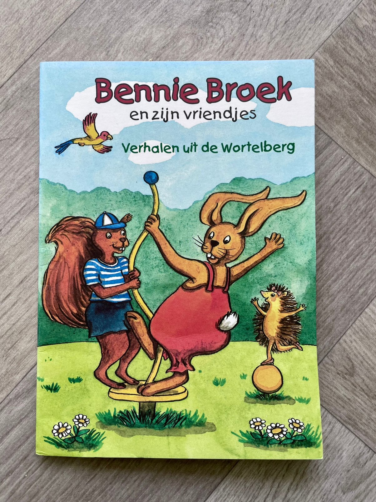 Verhaaltjes van Bennie Broek uit speeltuin Linnaeushof, Verzenden, Zo goed als nieuw, Fictie algemeen