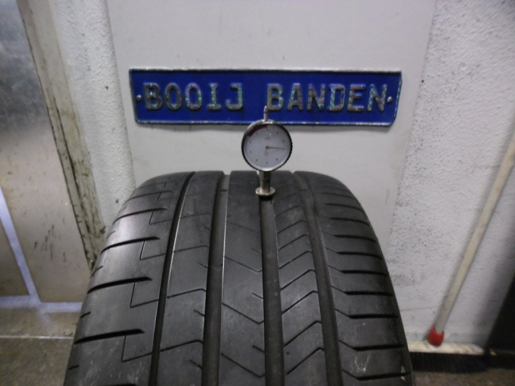315 35 20 demobanden pirelli p zero corsa met 7,2 mm profiel, Banden en Velgen, Ophalen of Verzenden, Zomerbanden, 315 mm