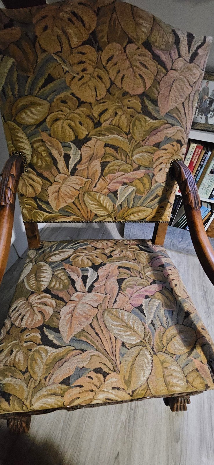Oude fauteuil, Ophalen
