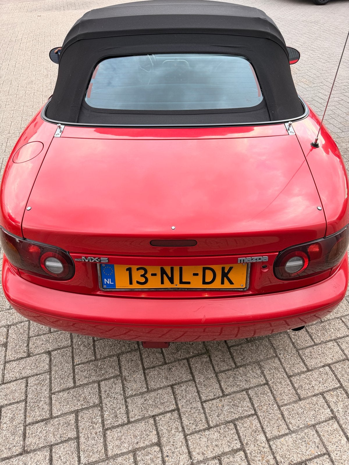 Mazda MX-5 1.6 U9 1990 Rood, foto 8