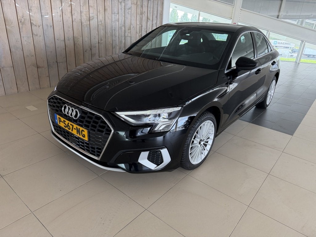 Audi A3 Limousine 30 TFSI Adv edition (bj 2022, automaat), Auto's, Audi, Bedrijf, Te koop, A3, ABS, Airbags, Airconditioning, Alarm