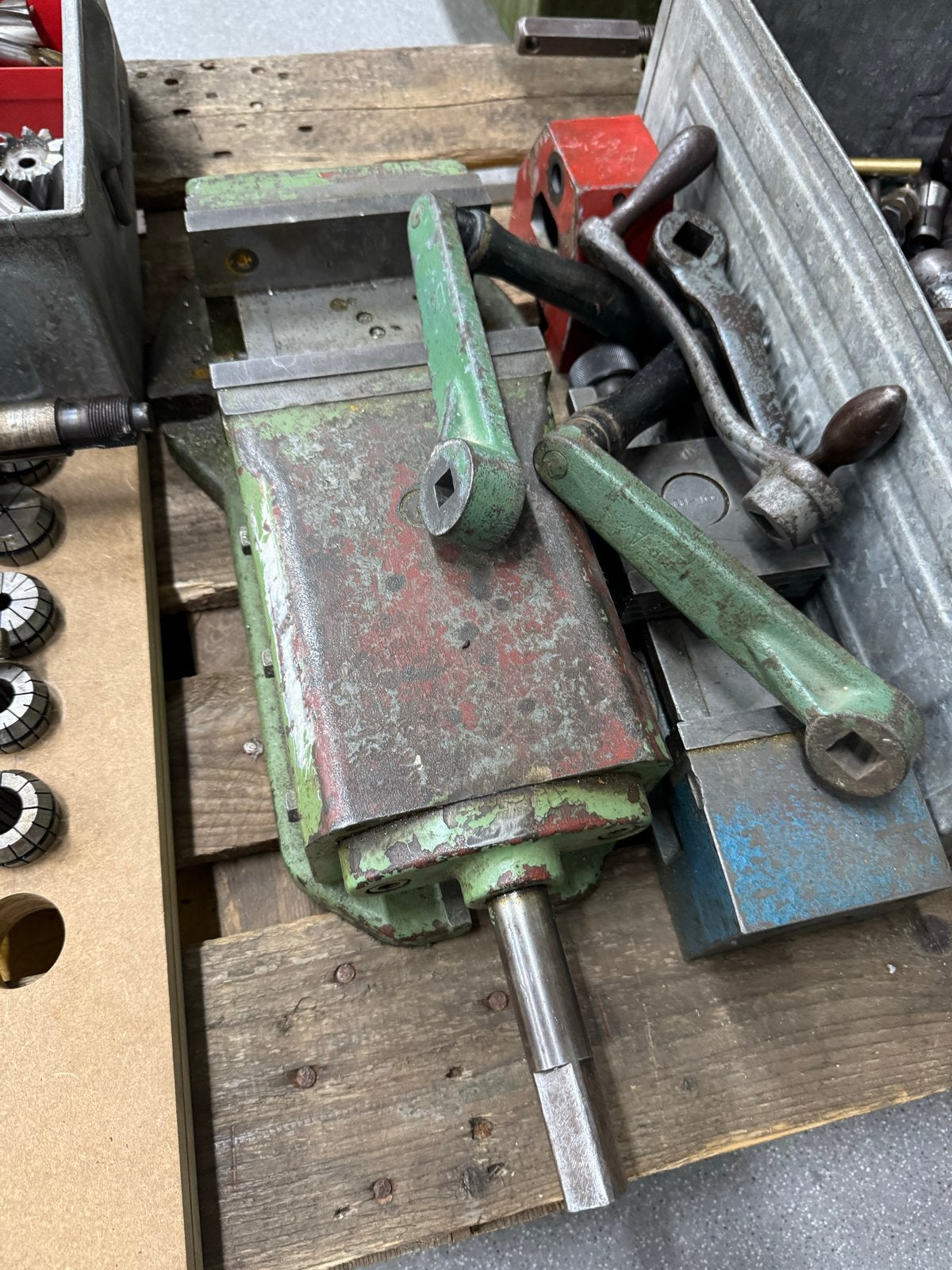 Machineklem met bekbreedte 160mm en opening 135mm, Ophalen, Gebruikt, Klem, Overige merken
