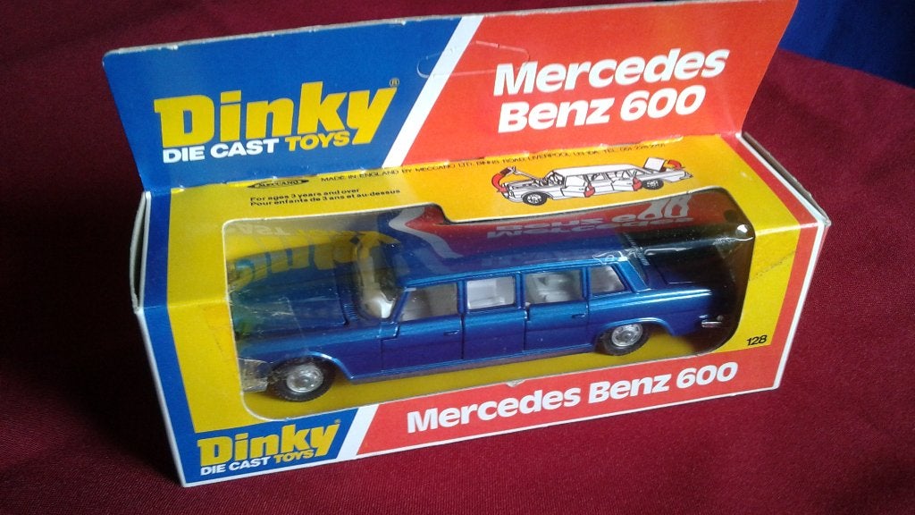 Dinky Toys Mercedes-Benz 600 Pullman blauw MIB, Ophalen of Verzenden, Zo goed als nieuw, Auto, Dinky Toys