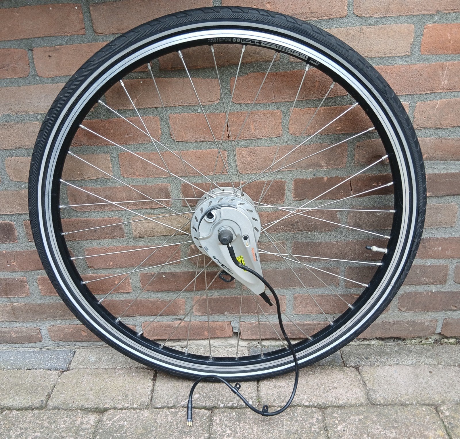 28 inch voorwiel e-bike met motor en Rollerbrake, Ophalen of Verzenden, Zo goed als nieuw, Elektrische fiets, Wiel