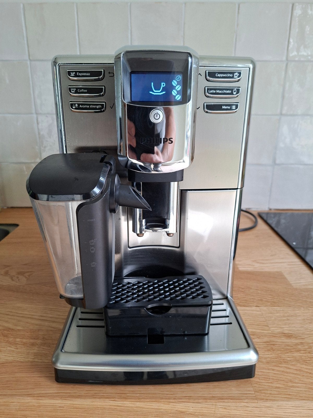 Philips saeco EP5335 aangeboden, Ophalen, Koffiemachine, Koffiebonen, Zo goed als nieuw