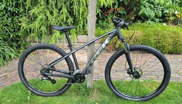 Trek Marlin 5 Mountainbike - maat M, Hardtail, Ophalen of Verzenden, Zo goed als nieuw, Schijfrem