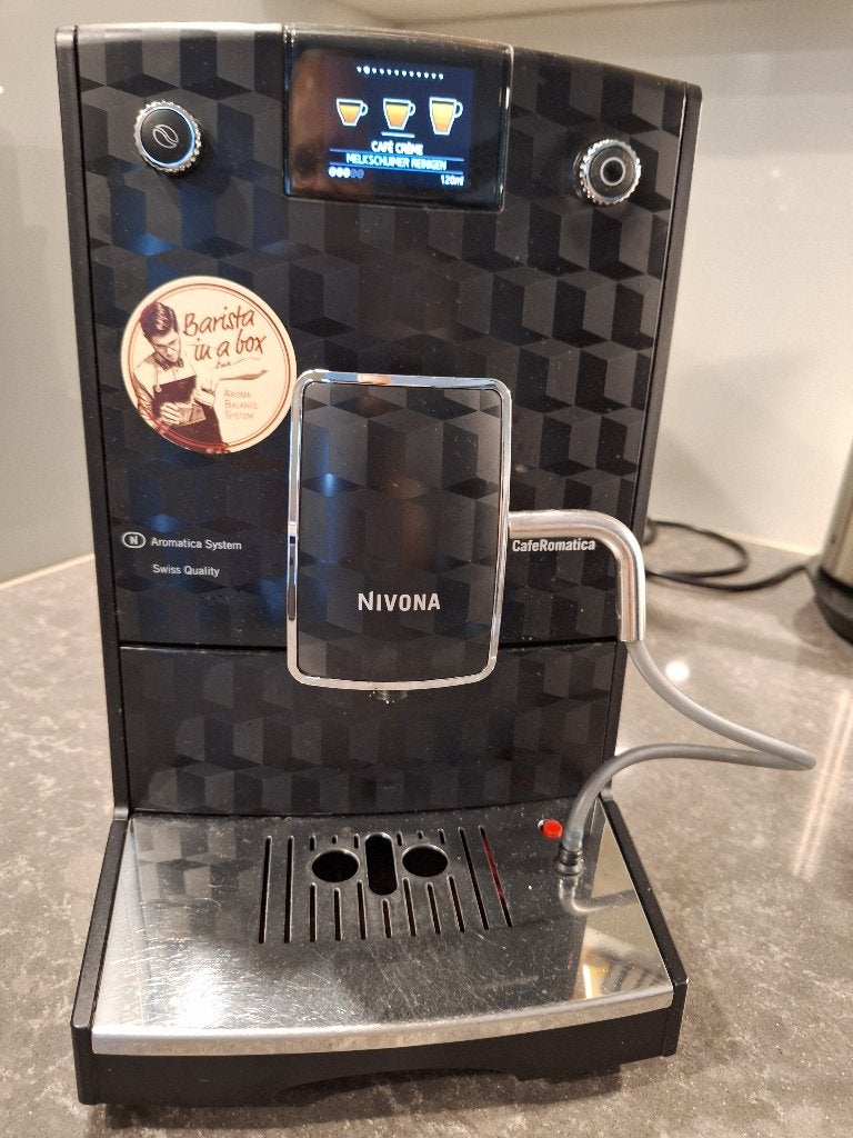 Nivona CafeRomatica volautomatische espressomachine, Ophalen, Zo goed als nieuw, Overige merken, Overige typen