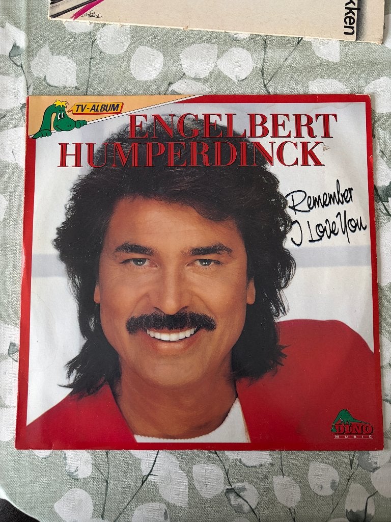 Engelbert Humperdinck - Remember I Love You LP, LP, Gebruikt, Pop, Ophalen of Verzenden
