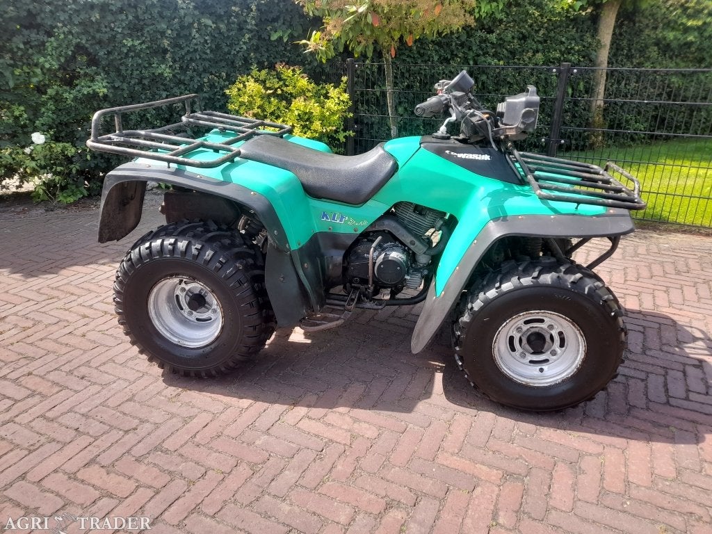 Kawasaki KLF 300 Quad landbouwquad, Motoren, Quads en Trikes, Niet opgegeven, 1 cilinder, -, 300 cc