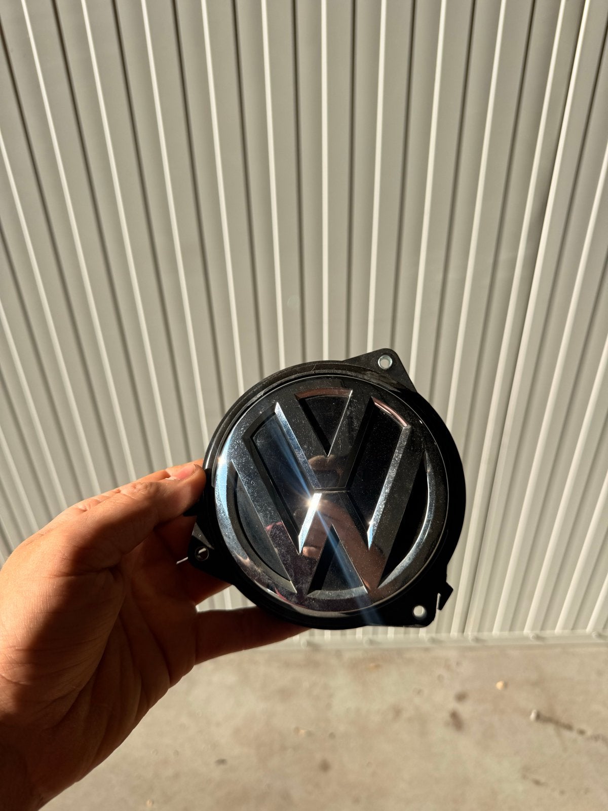 Volkswagen Polo 6C Achterklep Embleem - Origineel VW, Gebruikt, Volkswagen, ., Ophalen of Verzenden
