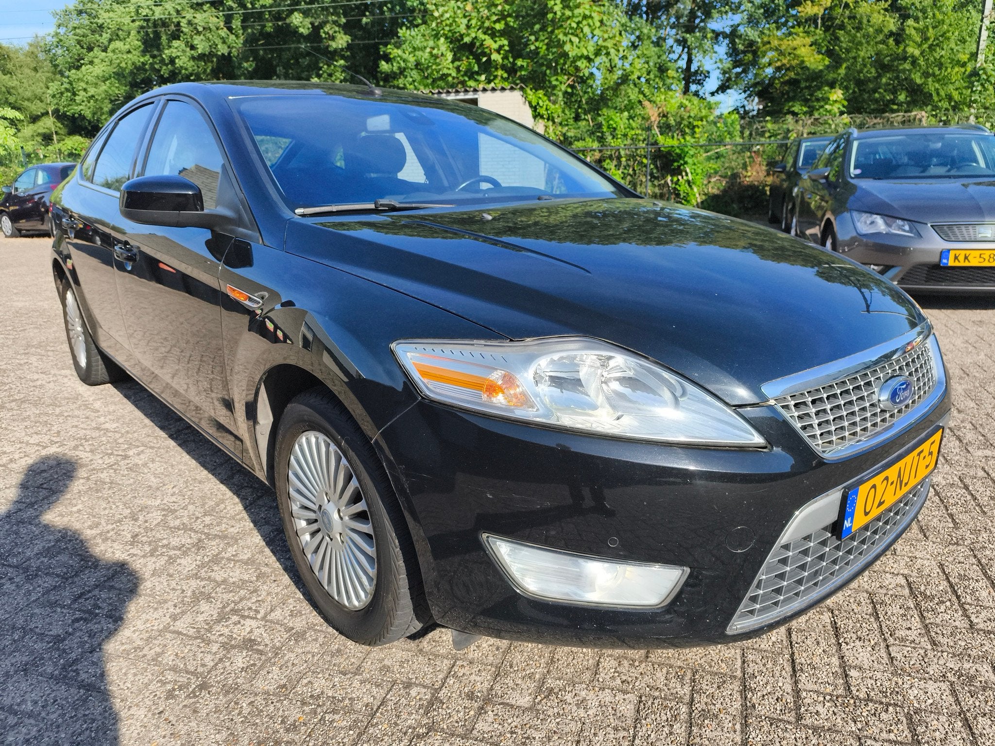 Ford Mondeo 2.0 16V Limited (bj 2010), Gebruikt, 4 cilinders, Zwart, Origineel Nederlands