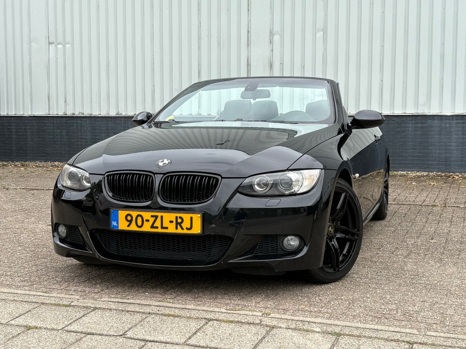 BMW 3-Serie  3.0 I 325 Cabrio 160KW AUT 2008 Zwart, Auto's, Achterwielaandrijving, Cabriolet, 4 stoelen, Particulier