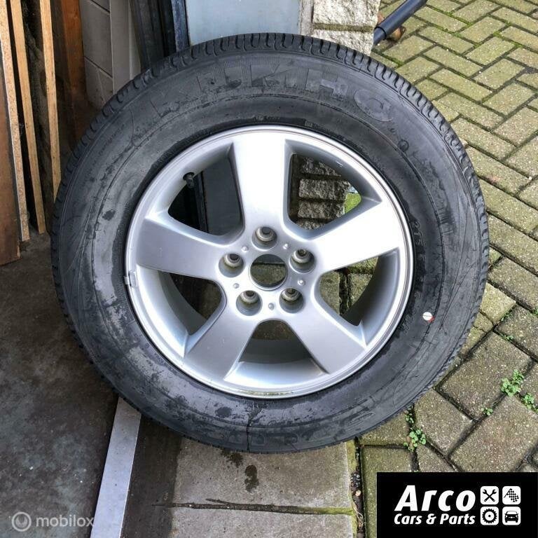 Hyundai Tucson Band Origineel 215/65/16 NIEUW KUMHO !!!!, 16 inch, Ophalen of Verzenden, Band(en), Gebruikt