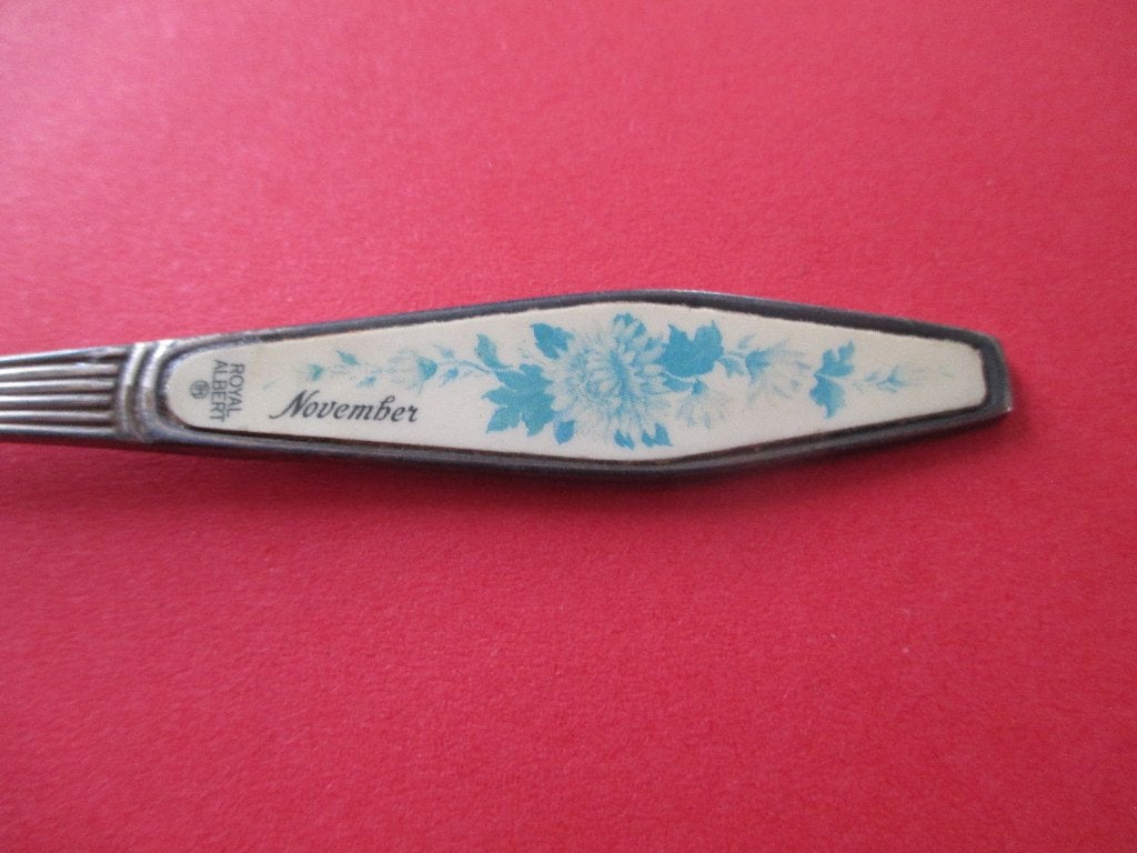 Lepeltje November , Royal Albert, Verzenden, Gebruikt