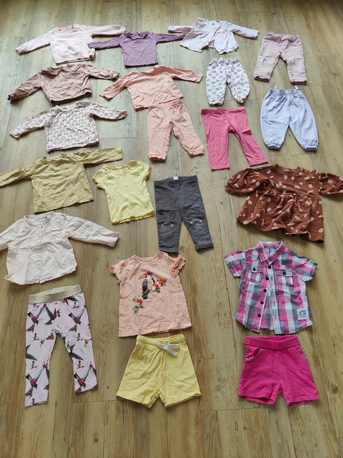 21-delig kledingpakket meisje Zomer maat 80 - Mexx H&M Hema, Kinderen en Baby's, Ophalen of Verzenden, Gebruikt, BFC, Mexx, H&M, Hema