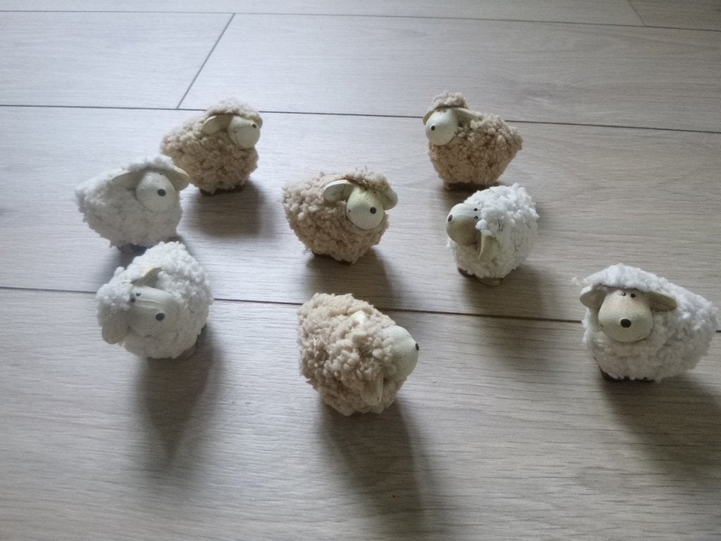 8x schaapje bruin/wit in nette staat, Ophalen of Verzenden, Zo goed als nieuw